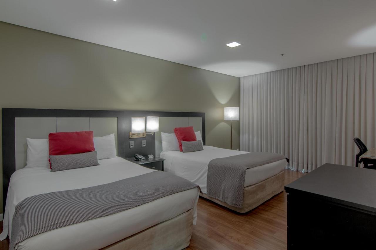 Hotel Deville Prime Porto Alegre Camera foto